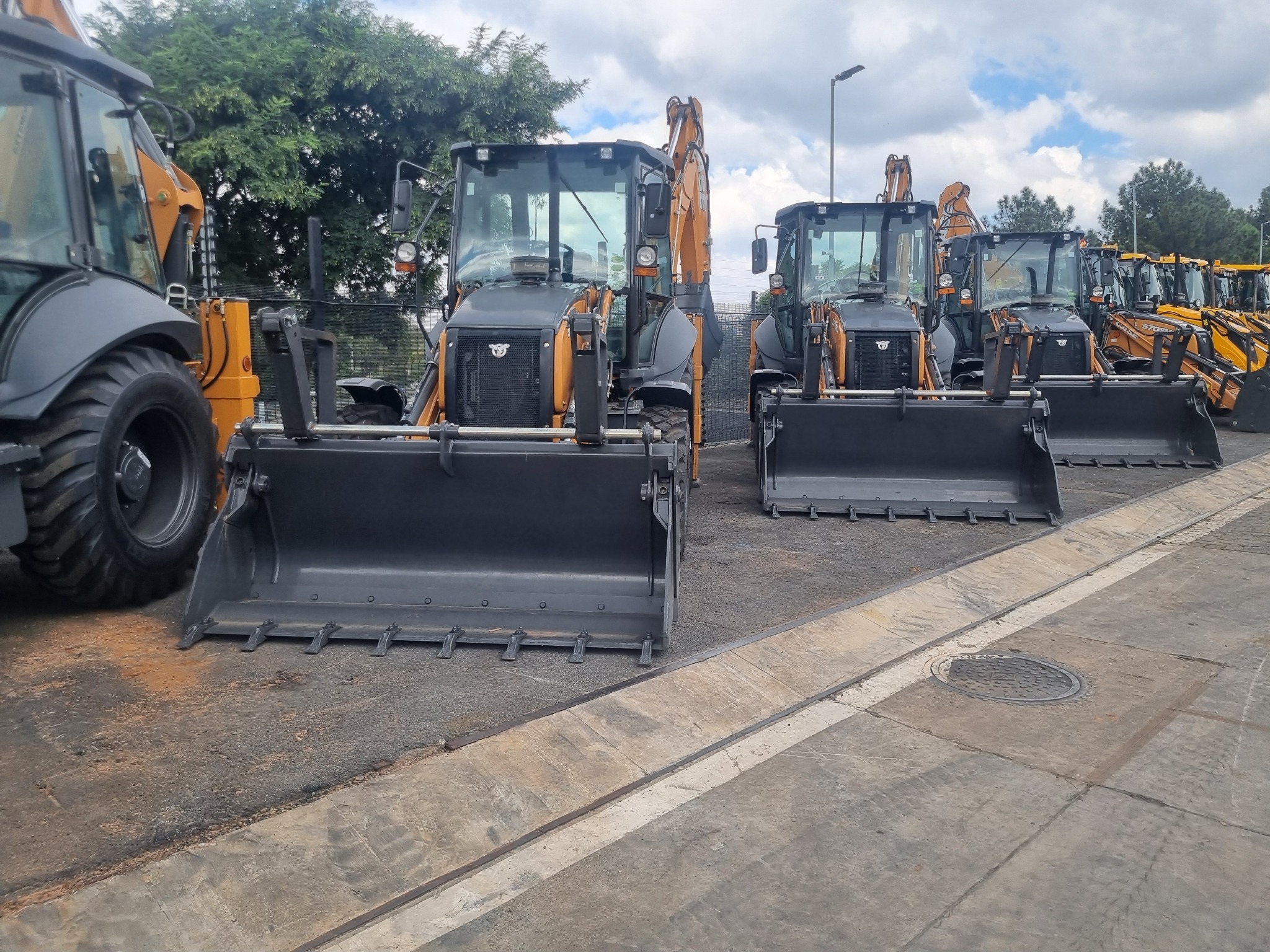 Construction and mining equipment